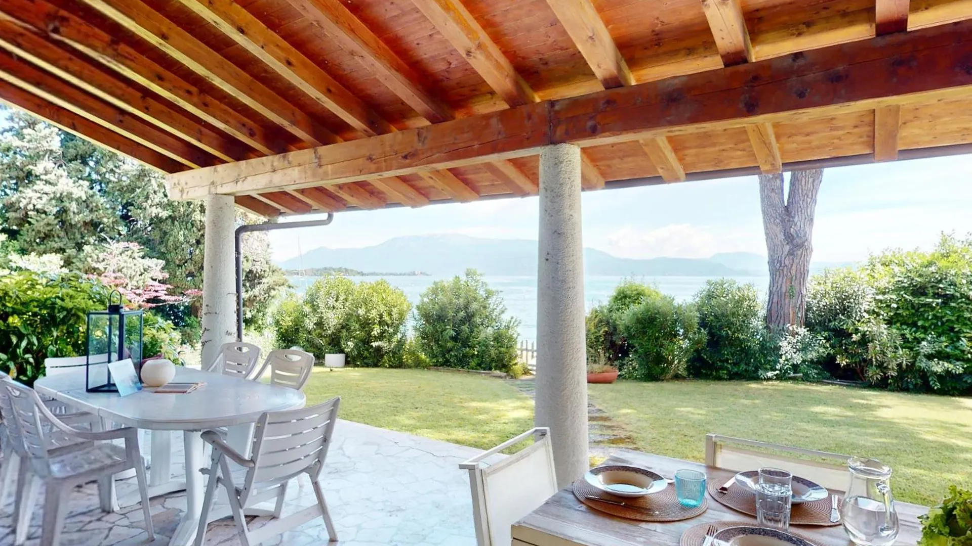 Villa 7 Bello By Bookinggardalake Raffa